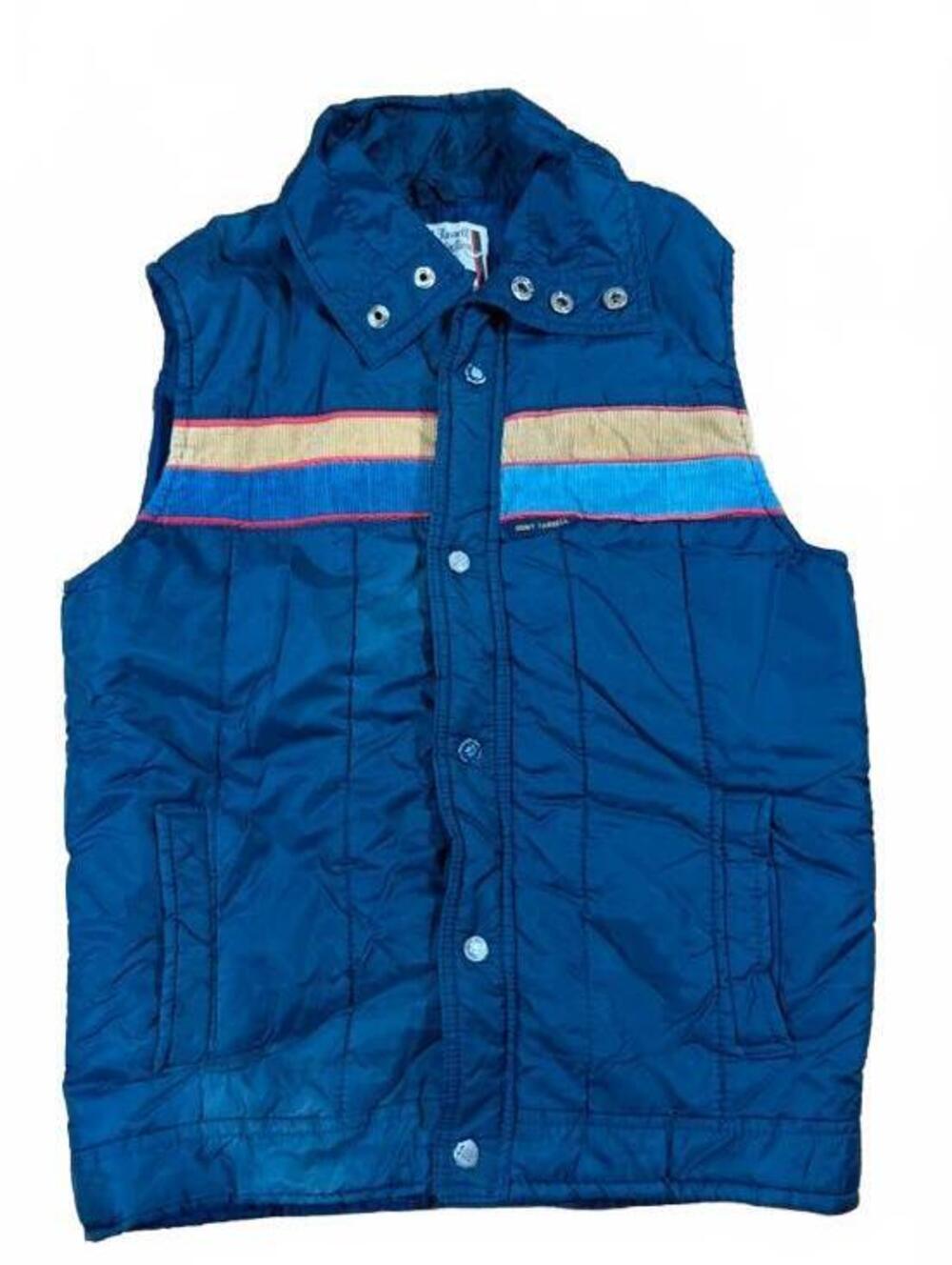 True Vintage 70s Puffer Vest With Corduroy Detail Measures Size S
